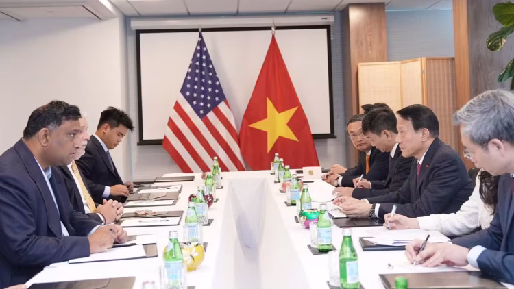 Public Security Minister Lương Tam Quang Courts U.S. Investors Blackrock and Cantor Fitzgerald in New York